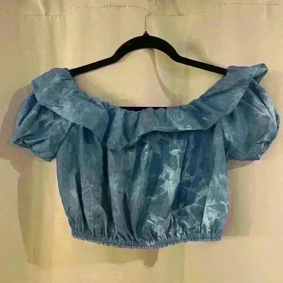 Women’s Blue Denim Lulus Crop Top - Picture 1 of 5